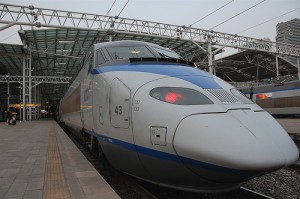 The Korea Train eXpress high-speed rail, above, connects several cities throughout Korea. Midwest states are lobbying the government for a similar high-speed network. Photo: LWY