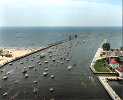 A summer's day in Grand Haven on the beach and in the water. Image: U.S. Army Corps of Engineers Detroit District.