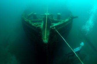 The bow of the two-masted schooner EB Allen. It sunk in 1871 and now lies within the Thunder Bay National Marine Sanctuary. Image: Tane Casserley/NOAA, Thunder Bay National Marine Sanctuary 
