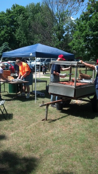 Volunteers provide hotdogs for the derby. Image: Gary Smith