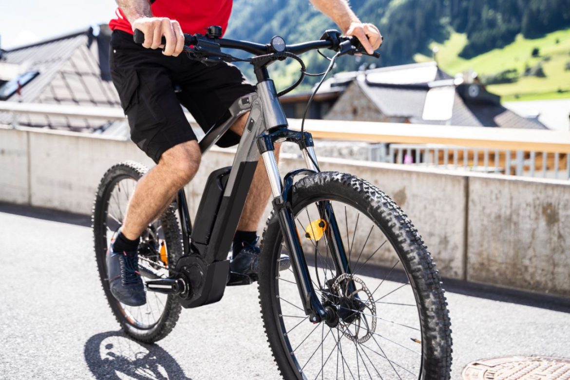 In Michigan, e-bikes are banned from state-managed dirt trails, and some e-bikes are banned from paved trails. Image: Shutterstock